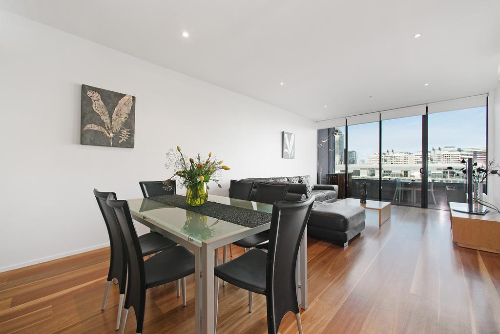Docklands Private Collection - Newquay Aparthotel Melbourne Phòng bức ảnh